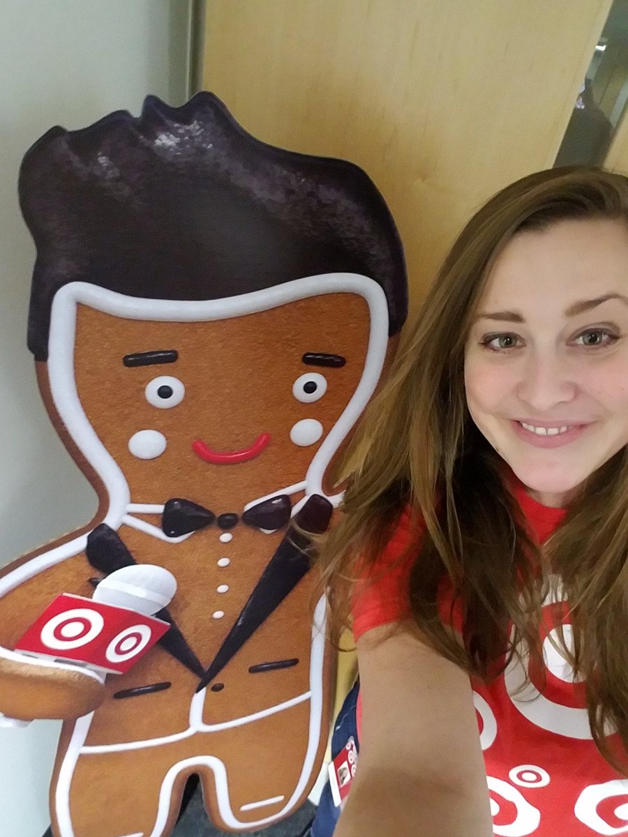 TarynNeeser's tweet photo. Happy Thanksgiving and Happy Black Friday! #Gingerbreadington @TargetNews #Dealsareonlinenow 🖱💻#target.com https://t.co/vxLklbtKcw