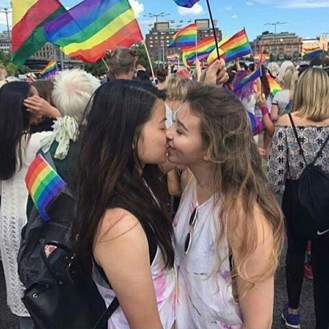 arab_lesbians's tweet photo. 🌈❤ https://t.co/1cmosYbOEF