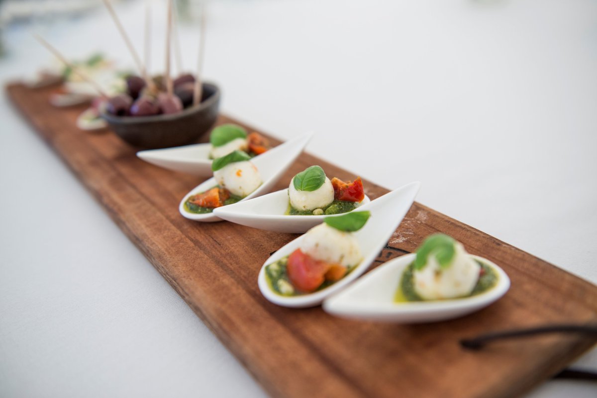 BurrowsLea's tweet photo. We pride ourselves on providing hand-selected, approved catering partners for your big day. #caterers #weddings #weddingssurrey https://t.co/8LqcMuw0lk
