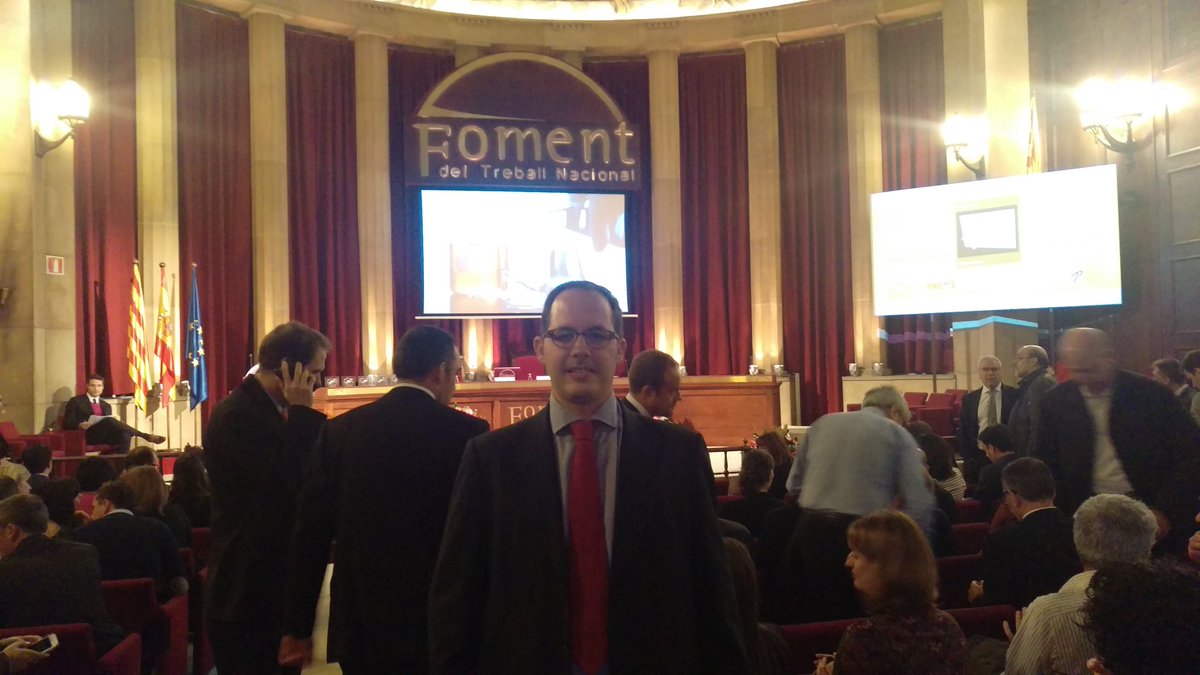 MiquelMartinG's tweet photo. Muy emocionado a punto de empezar la presentación de la app petra de @Henkel hecha por @AppFeel  finalista en premios #atlante2016 https://t.co/sBn1TkG9LW