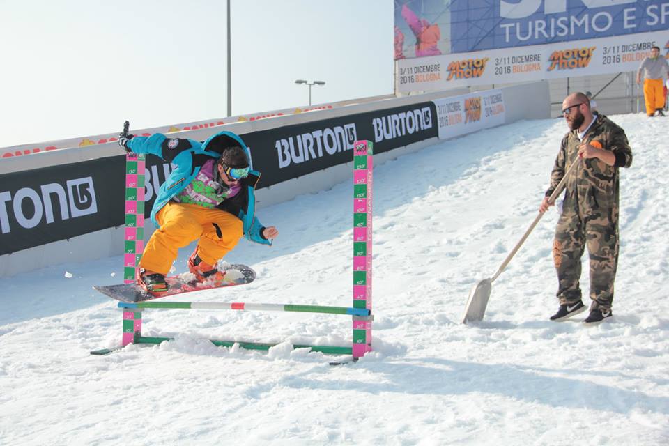 UispERtutti's tweet photo. Siamo sbarcati anche su #Instagram! Seguiteci!
#sport #diritti #ambiente e #solidarietà. 
https://t.co/luDBLZQbEN https://t.co/Sp987RT4ZG