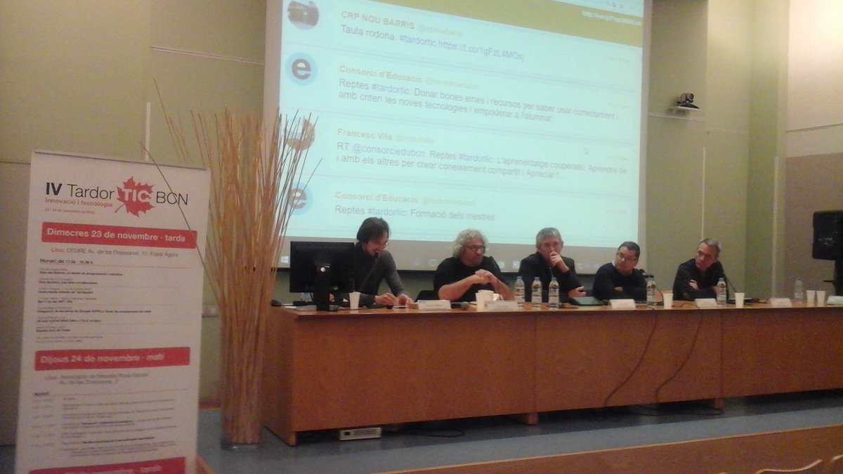 consorciedubcn's tweet photo. Taula rodona a #tardortic Jesús Díez, Enric Basela, Joan Padrós i Jaume Miró refexionen sobre reptes educatius per la sobirania tecnològica https://t.co/RDuMBnCPgU