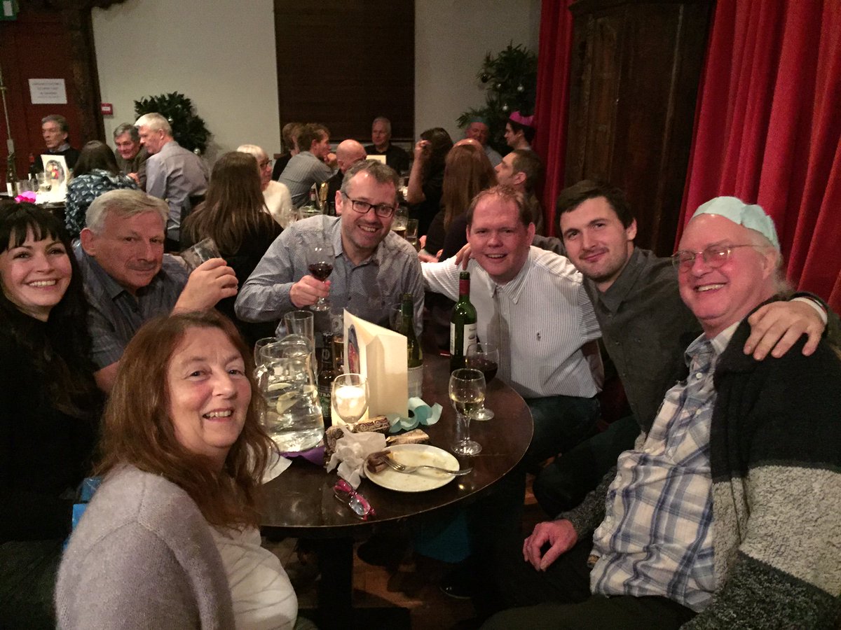 OakhamAles's tweet photo. Thanks to @halfmoonhitchin @DUKENORWICH & Rising Sun High Wych for making it a greatnight @The_Brewery_Tap @WilliamFry13 #toppubs https://t.co/5UmyIR65VQ