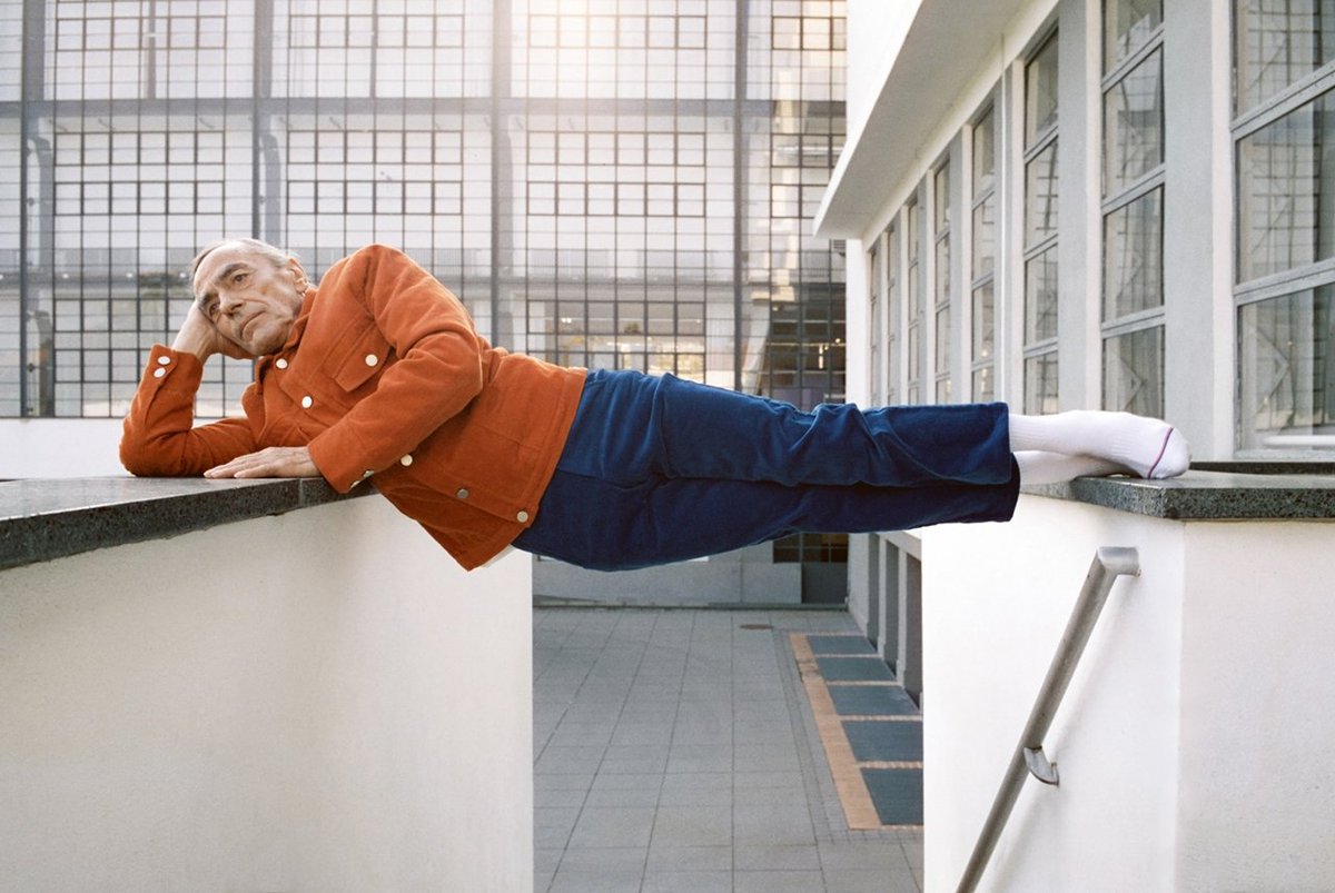 GUPMagazine's tweet photo. Serenity is a playground of aging men and women as they pose in summer shorts and striped socks.
https://t.co/WXMolJfYMz https://t.co/mzhlQDflvR