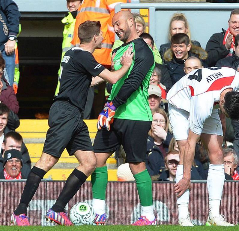 PReina25's tweet image. It's been an honor to play alongside you amigo!! Always an example on and off the pitch!great moments together!THANKS FOR EVERYTHING LEGEND!