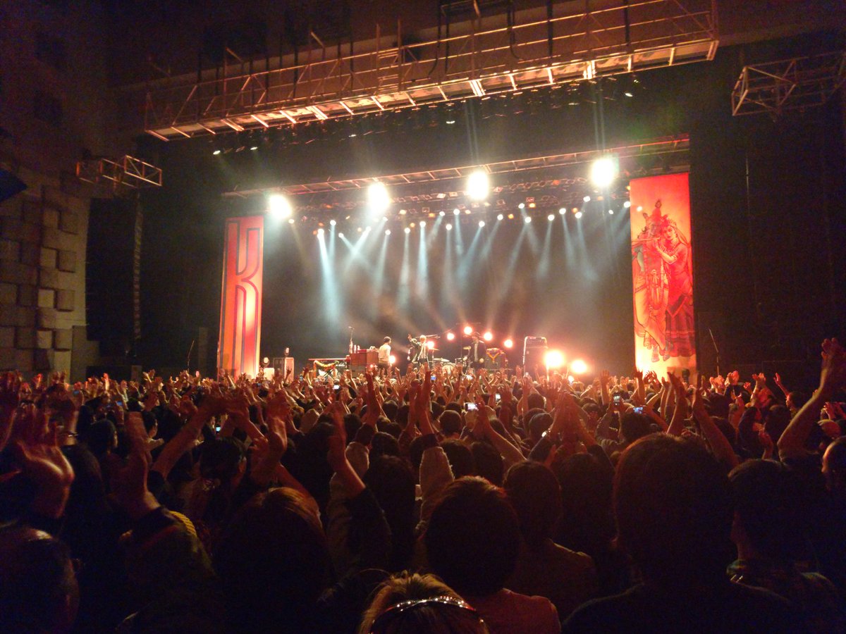 wwwtm's tweet photo. mystikal time travelling - always envisioned an intimate setting @kulashaker but the room's sound and spirits more than filled the mind #K https://t.co/YNA5GcY6zs