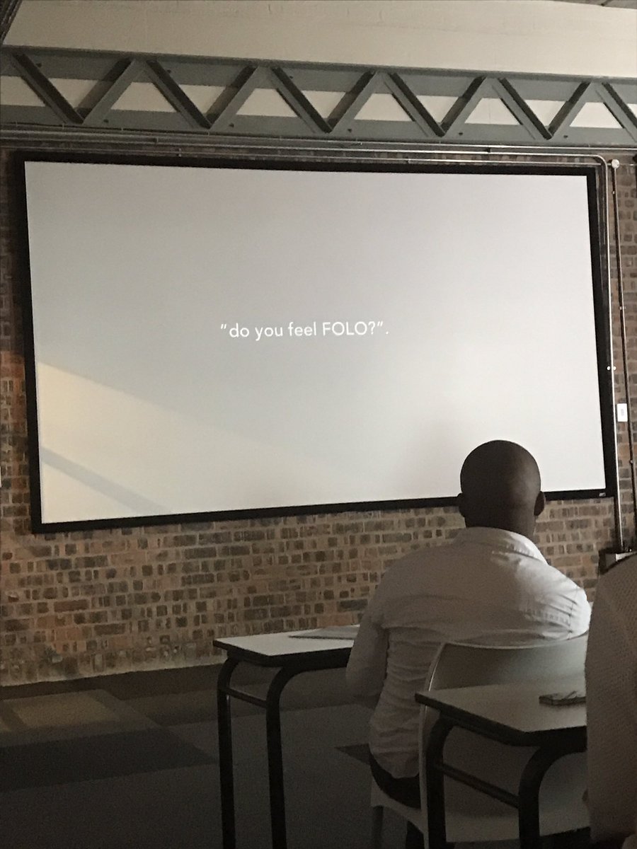 alex_platt4119's tweet photo. Interesting talk from @taylaniemand at @redyellowschool for #MACLive2016. Is FOLO (fear of living offline) the new FOMO? https://t.co/TV1cXlbusP