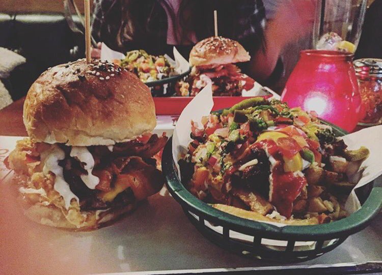 Is it too early to start thinking about burgers? We don't think so! #marplebridge #southseven #burgerheaven #meatFix #foodporn #burgers