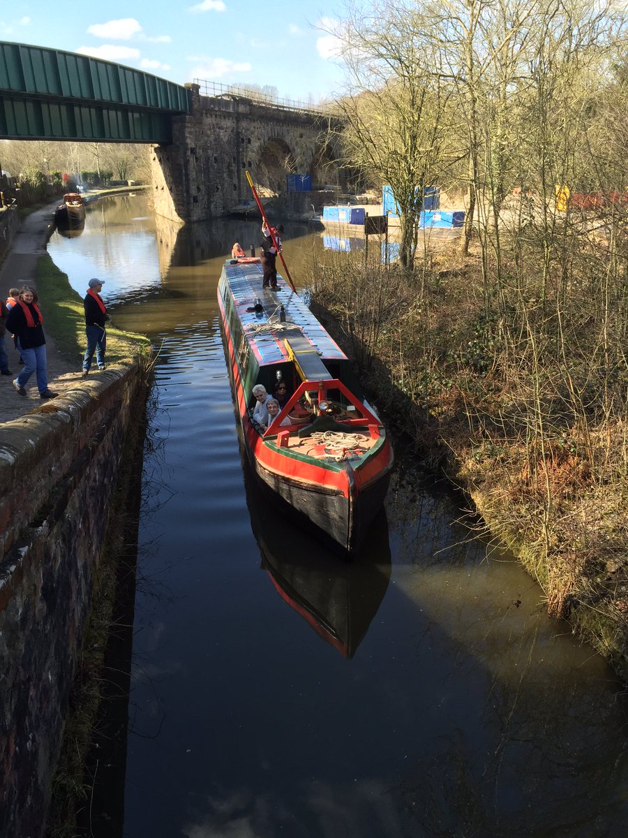 LizMorgan13's tweet photo. Stay with us for fabulous walking #MARPLE #romanlakes #chadkirk #marplecanal #stockport https://t.co/kdHo2KuuFD