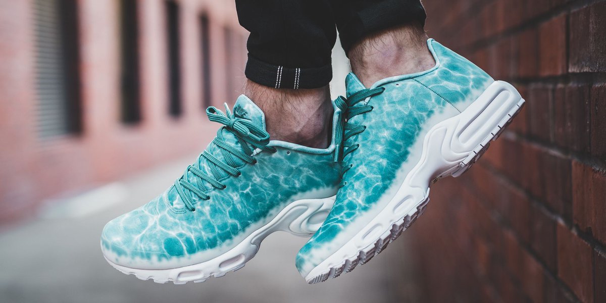 air max plus water pool turbo green