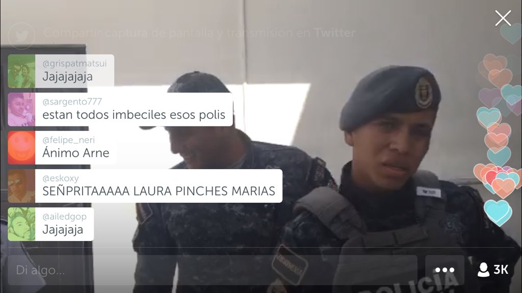 Ricardo_Alemi's tweet image. @CEAC_CNS oficiales de la @PoliciaFedMx detienen arbitrariamente a @arnemx sin leerle sus derechos y sin decirle el motivo de su detención.