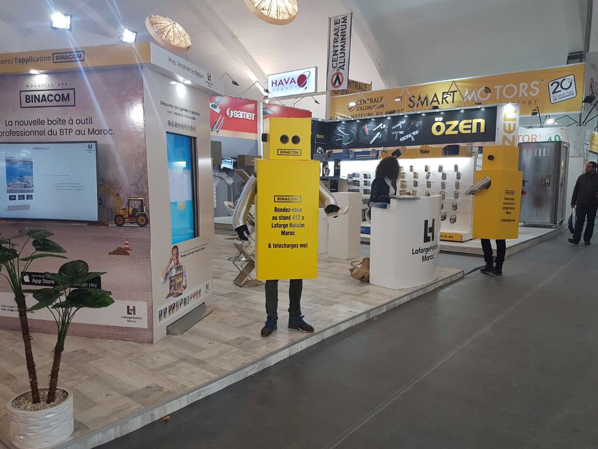 CobuzMarcel's tweet photo. Salon Bâtiment: Innovation of products at full speed and virtual reality! Great display of our last months work on digital!@LafargeHolcim https://t.co/n0rbwxBKXe