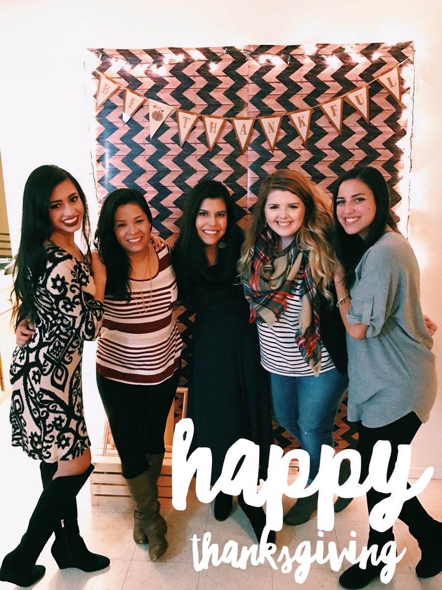ENMUChiOmega's tweet photo. We are so thankful for sisters, friends, and family ππ¦β€οΈ Happy Thanksgiving y'all!! #fallforchio #enmu https://t.co/bZ6YPhaUnb