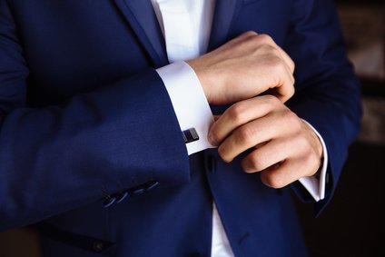 Fit is so important! Here's when and why to get your suit tailored. ow.ly/UitK302Af8a