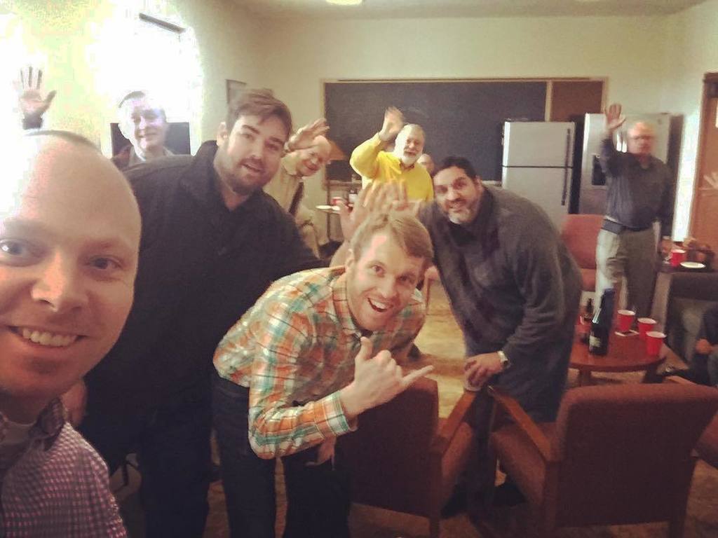 hennessycsp's tweet photo. Happy Thanksgiving from the Washington Paulists! https://t.co/GdIqaCGWZ7 https://t.co/ouB9KKJ6KY
