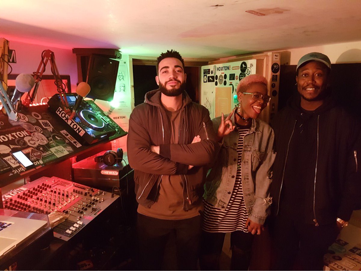 Hoxton_FM's tweet photo. Live>7pm @SoulPurposeOfficial // @jennybm_artist X #DJArtDealer #baseldn // hoxton.fm #urban #grime #hiphop #radio https://t.co/resEji5FFA