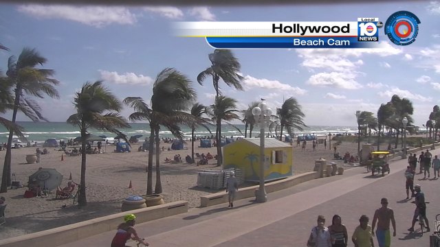 Started off cloudy, now it's mostly sunny. Enjoy this breezy & mild #ThanksgivingDay, #SouthFlorida! #Flwx https://t.co/4Db7J2krLE