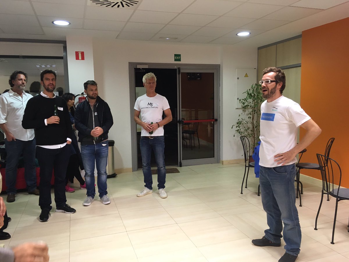 habitissimo's tweet photo. Meetup @habitissimo y @MallorcaStartup con las principales #startups de la Isla. https://t.co/QI73xB2Xme