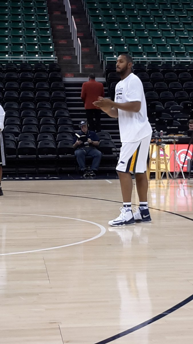 davidmalarme's tweet photo. @nicolas88batum https://t.co/UPuiHFSb0u