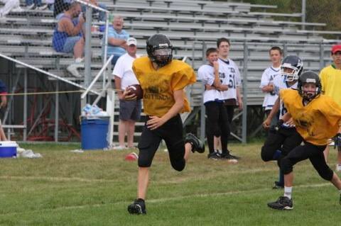 <a href="/Lee22Joe/">Joey Lee</a> if there's anything you should be thankful for today it's that you always had <a href="/9thof11_/">Jordan B</a> lead blocking for you #beastmode