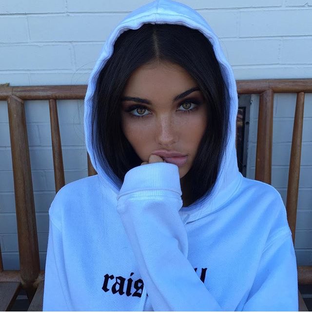 underpic's tweet image. 