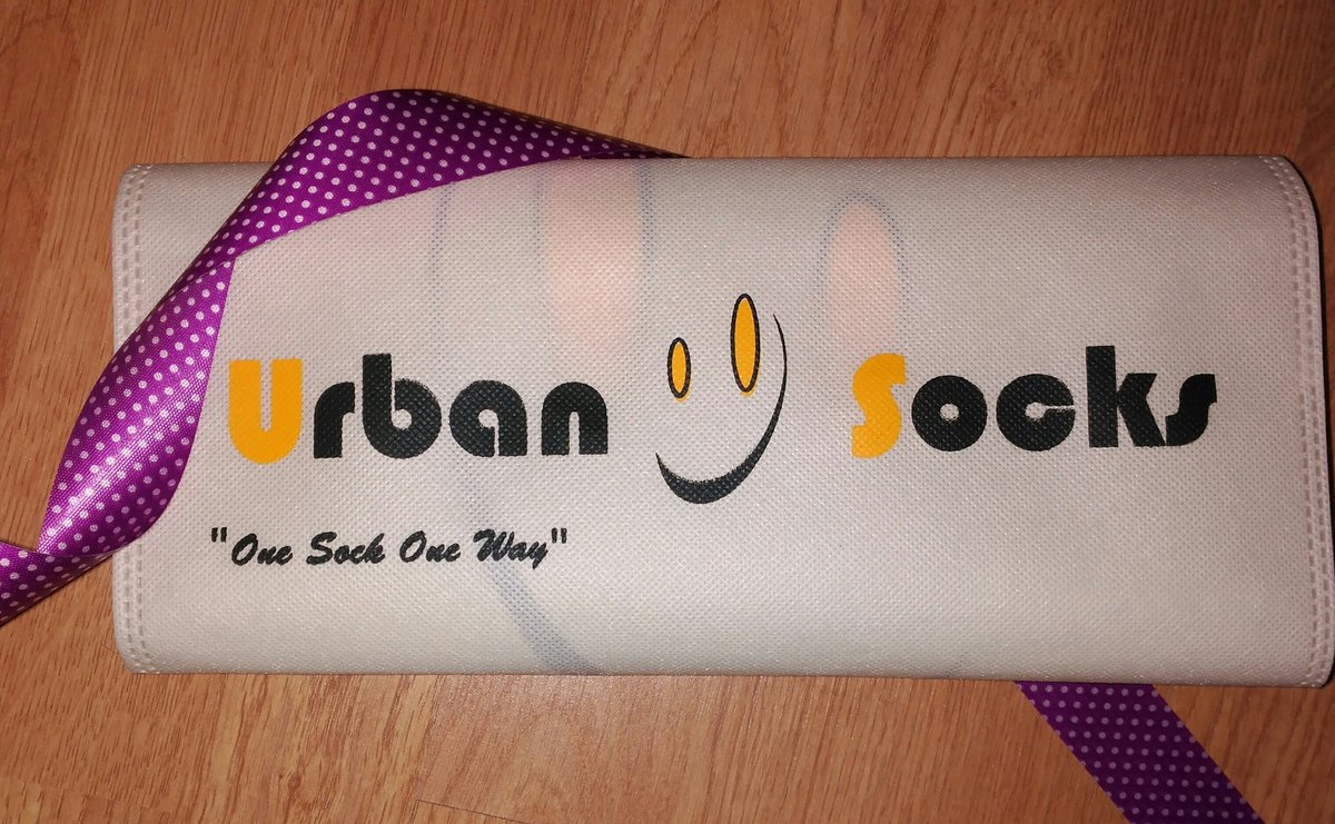 urbansocks's tweet photo. Aviso a navegantes! 50℅ de DESCUENTO y ENVIO gratis en BLACKFRIDAY!!  Detalles Urban-Socks para Navidad Desde hoy ;) https://t.co/8qOF1p1XWy