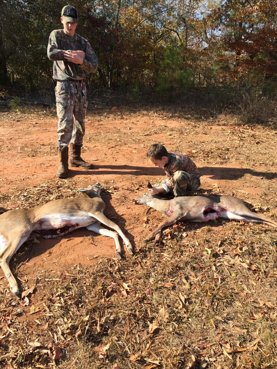 Chase___smith's tweet photo. Happy Thanksgiving to me! #dblkill https://t.co/BKHj2SYlzg