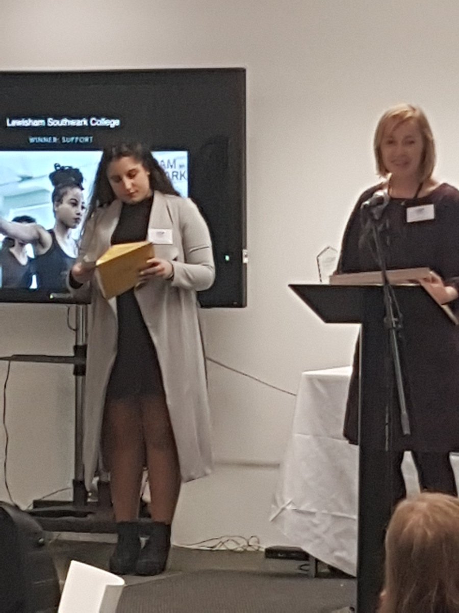 LewishamCollege's tweet image. And we won!! #LOOPAwards for student support!