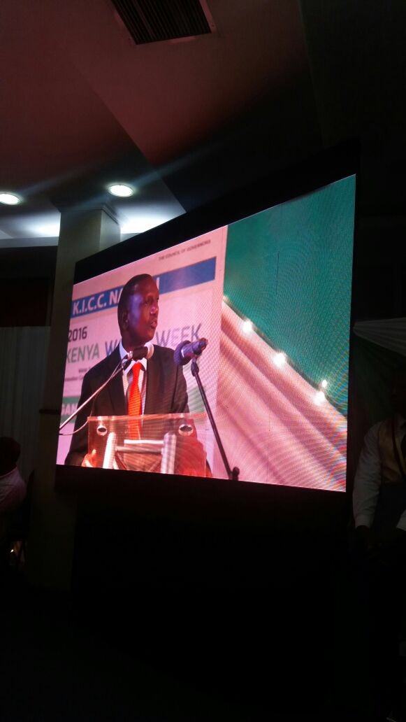 SiemensStiftung's tweet photo. Safe Water Enterprise nominated 4 Innovation Award #KenyaWaterWeek! Speech @WilliamsRuto Congratulations @KenyaRedCross for the first price! https://t.co/UgJ5M2EPOr