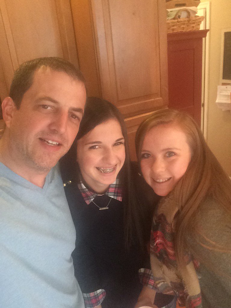 dave_guido's tweet photo. #Toomanyturkeys https://t.co/97XstrQOo5