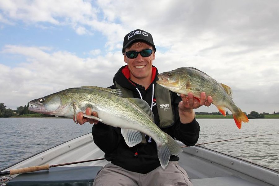 AnglingTrust's tweet photo. This Sat 26 come for free #fishing session with top pred coach @SamEdmonds1! Get tips, advice & #GetBackIntoAngling https://t.co/zaoIeuDdW2 https://t.co/FjgqIHpvL9