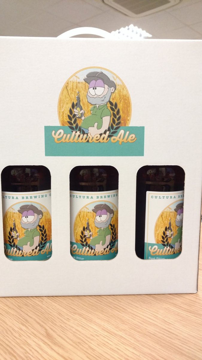 matt_collinge's tweet photo. Free Beer from our software company @culturatech cheers!
#CulturedAle https://t.co/9QwlTxKsG9