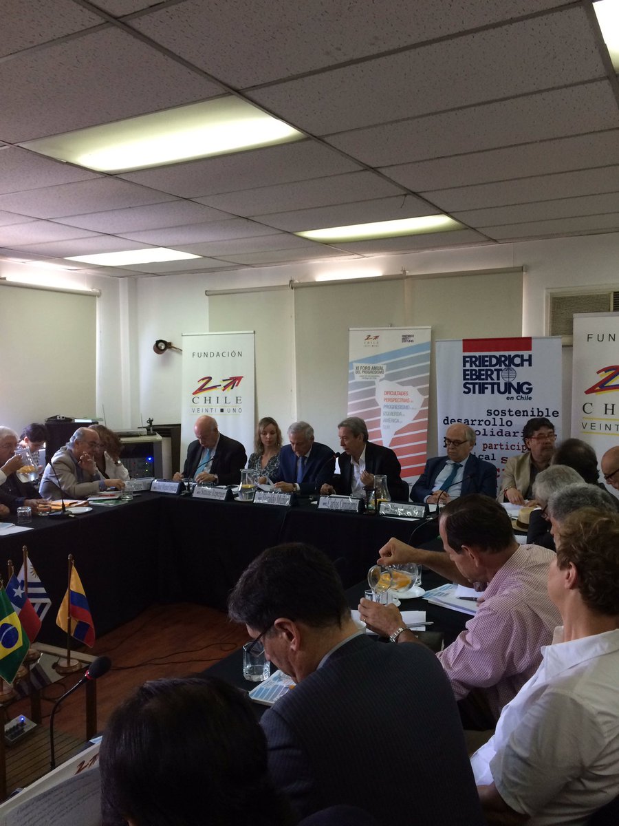 CHILE_21's tweet image. Canciller @HeraldoMunoz :El Progresismo no puede callar cuando se burla el estado de derecho #forodelprogresismo @CHILE_21