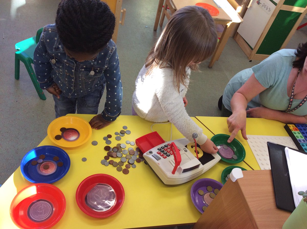 MissCLReid's tweet image. Patterns, money, puzzles, pouring and #Numicon. What a busy morning we have had!@woodside_school #nurserylife #earlyyearsnumeracy