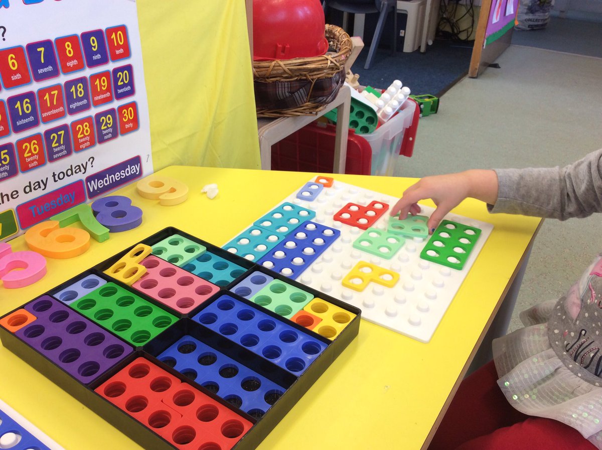 MissCLReid's tweet image. Patterns, money, puzzles, pouring and #Numicon. What a busy morning we have had!@woodside_school #nurserylife #earlyyearsnumeracy