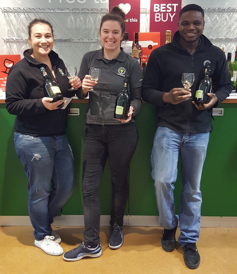 ChampagneJeeper's tweet photo. #Majestic #Wine Muswell Hill #London. You'll find the #Jeeper Taste there! #Champagne #Champagnejeeper #Be_jeeper https://t.co/3QqmEdO6o2