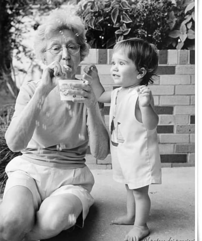 AldinaConsolini's tweet image. Passano i giorni…
Passano gli anni
rimanere #bambini nel cuore
#fidarsi, affidarsi a ns #PadreDio
#semplicità
#bnpom
it.escrivaworks.org/book/cammino-p…