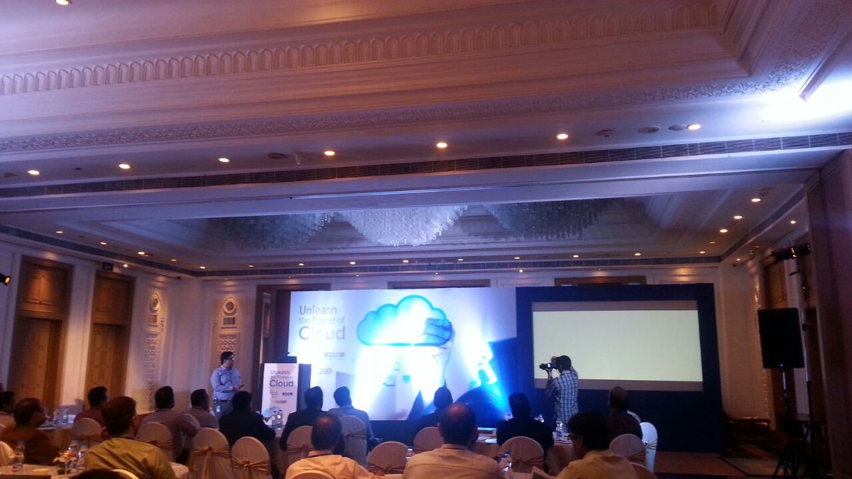 HCLScribes's tweet image. Gautam Shah, Technology Solutions Specialist, @Microsoft, addressing the audience at the #CloudComputing conference. #HCLICloudConference.