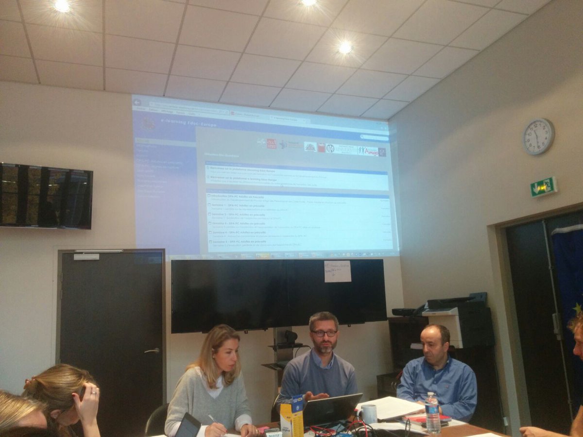 Fundacion_Amigo's tweet photo. Participamos en París en la reunión de #EducEurope para evaluar y cerrar el proyecto de #empoderamiento 2014-2016 https://t.co/jX1EZs7WmE