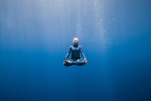 SubiniAA's tweet photo. Georgina Miller – The Life of a Professional Freediver #SubiniAA https://t.co/WRCVwXl9mB https://t.co/5X4dR7AlxN