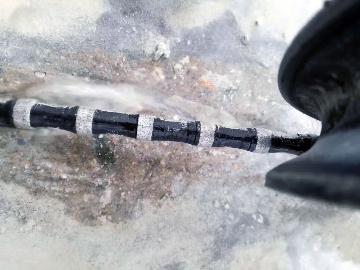 SharingTools's tweet image. Use Sintered Diamond Wire on highly reinforced concrete with rebar Cutting mostly.