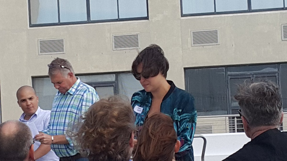 MariusSoU's tweet photo. Tara Gelle giving feedback. #SAYTCMoment #MOJOMagic #MLTtransport #MeetSouthAfrica #Youthtourism from a windy @SeaPointSA https://t.co/k2VFpvNKmW