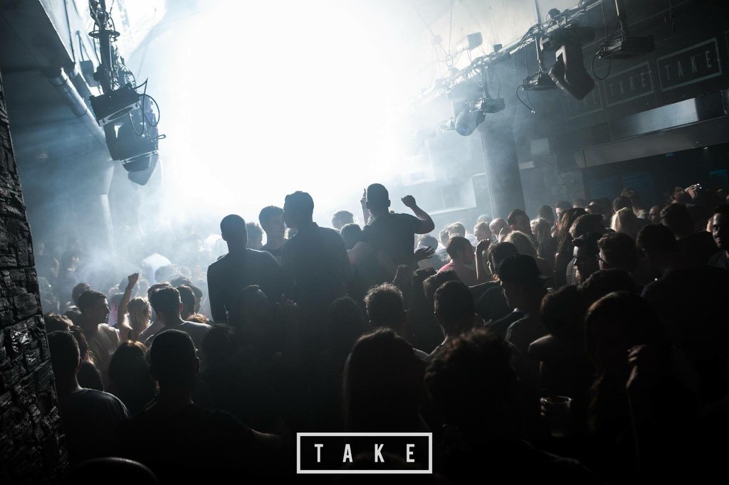 ThisIsTake's tweet photo. #competition 4x VIP tickets up for grabs! 2nd December @djsamdivine at @33HzGuildford > https://t.co/Vw8HIsehnd 🎉 https://t.co/k3iDexxwv9