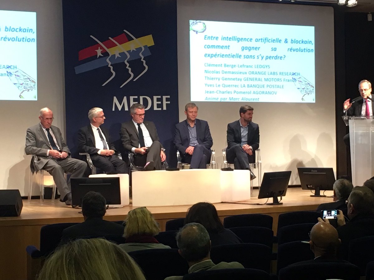 davidjf's tweet photo. #IESNUM2016 blockchain et IA, comment expérimenter sans trop de pb? https://t.co/o7qWJdP5gl