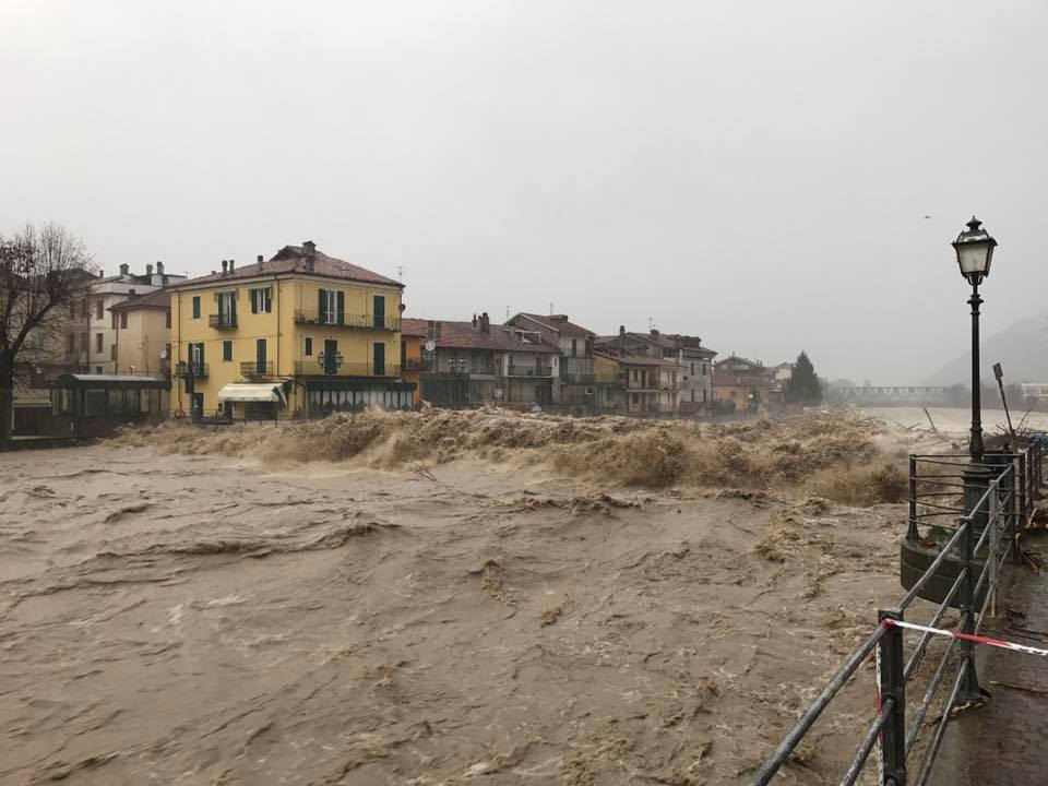 tyoma_green's tweet image. #Modflow #Garessio #Italy

Mudflow in Garessio (Italy, November 24, 2016).