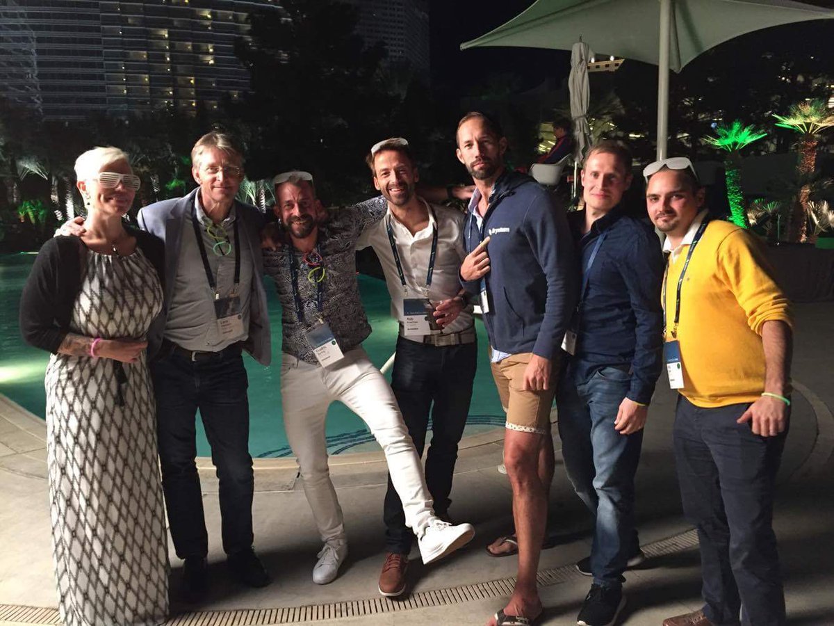 dkd_de's tweet photo. Nils und Dean waren auf der #SenchaCon in #LasVegas 🏙 unterwegs.
Ihren Blogbeitrag findet Ihr unter https://t.co/N2zhQaYNpF. ~rk
#Sencha https://t.co/ZpKPSqpsum