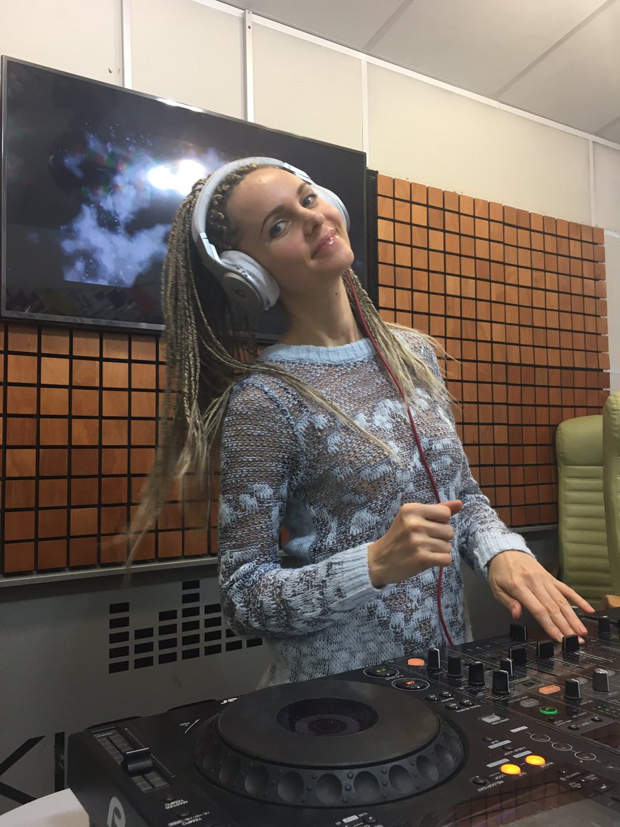nataliegioia's tweet photo. Private DJ set at @kissfmua https://t.co/4tjS63K6jD