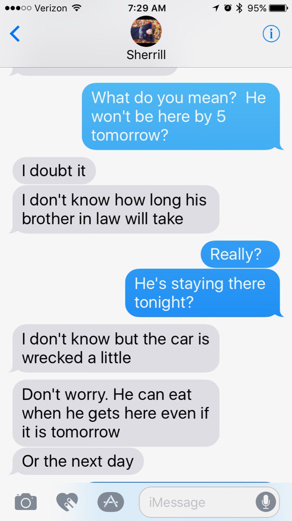 dreambigsays's tweet photo. My bro got a flat just outside of phx and gma was ready to abandon him. . https://t.co/Kco4HsyMzP