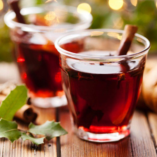 foodandwine's tweet image. These cocktails will spice up your Thanksgiving dinner. #FWx bit.ly/2flDT2G