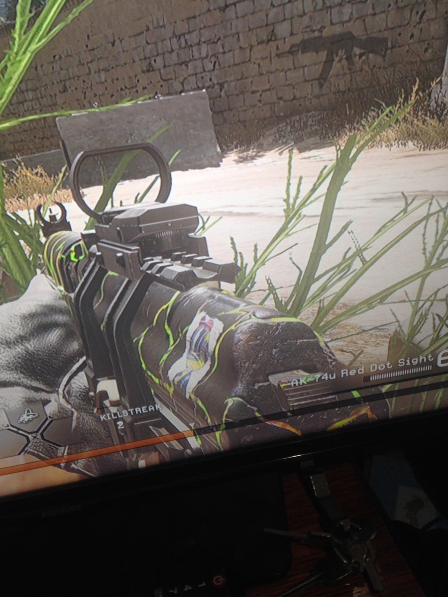 Botchh_'s tweet photo. @charlieINTEL what CAMO is this???!!!!!! https://t.co/IXrc3Gq0qK